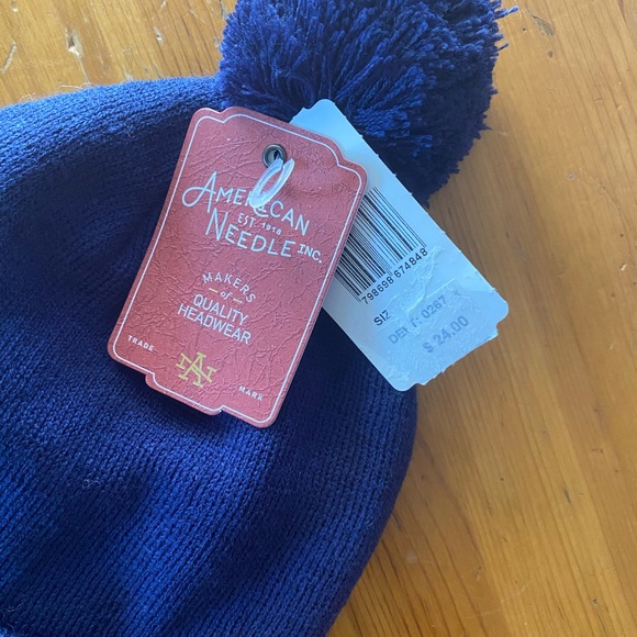NWT American Needle Navy Pom Beanie - Picture 6 of 7